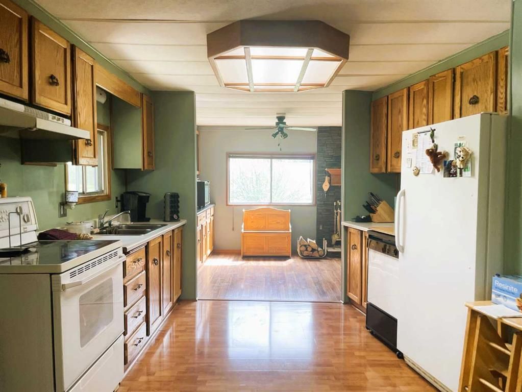 770052 RGE RD 52  NW - Photo 10
