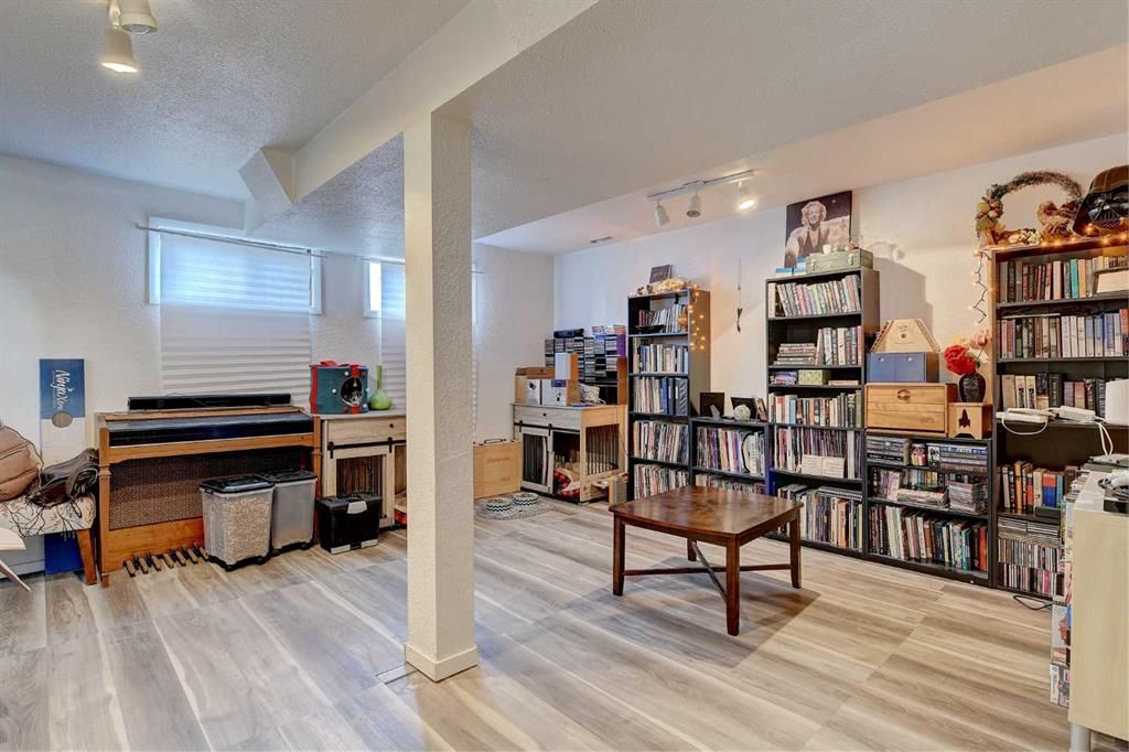 9809 98 Avenue  - Photo 18