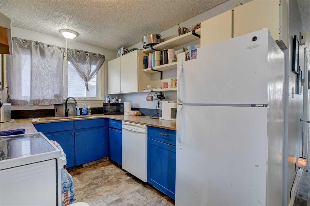 9809 98 Avenue  - Photo 37