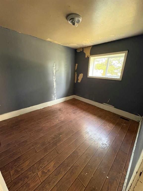 4804 46th Avenue  - Photo 10