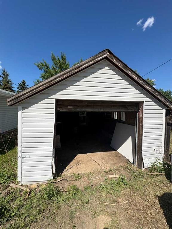 4804 46th Avenue  - Photo 17