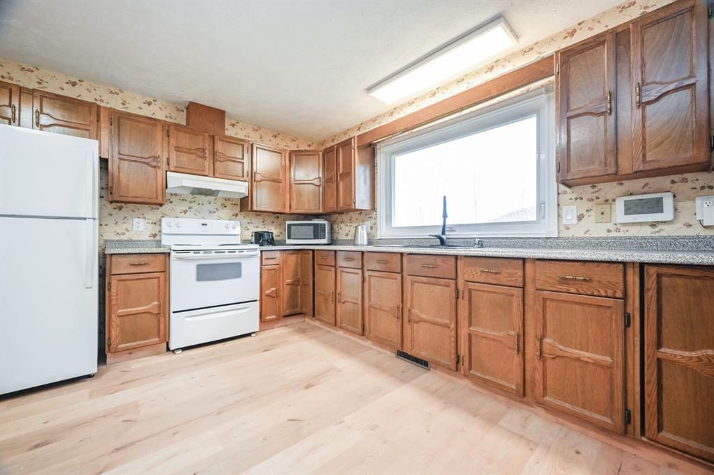 89, 704041 72 Range  - Photo 12