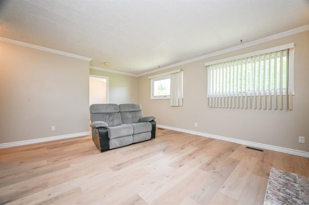 89, 704041 72 Range  - Photo 23