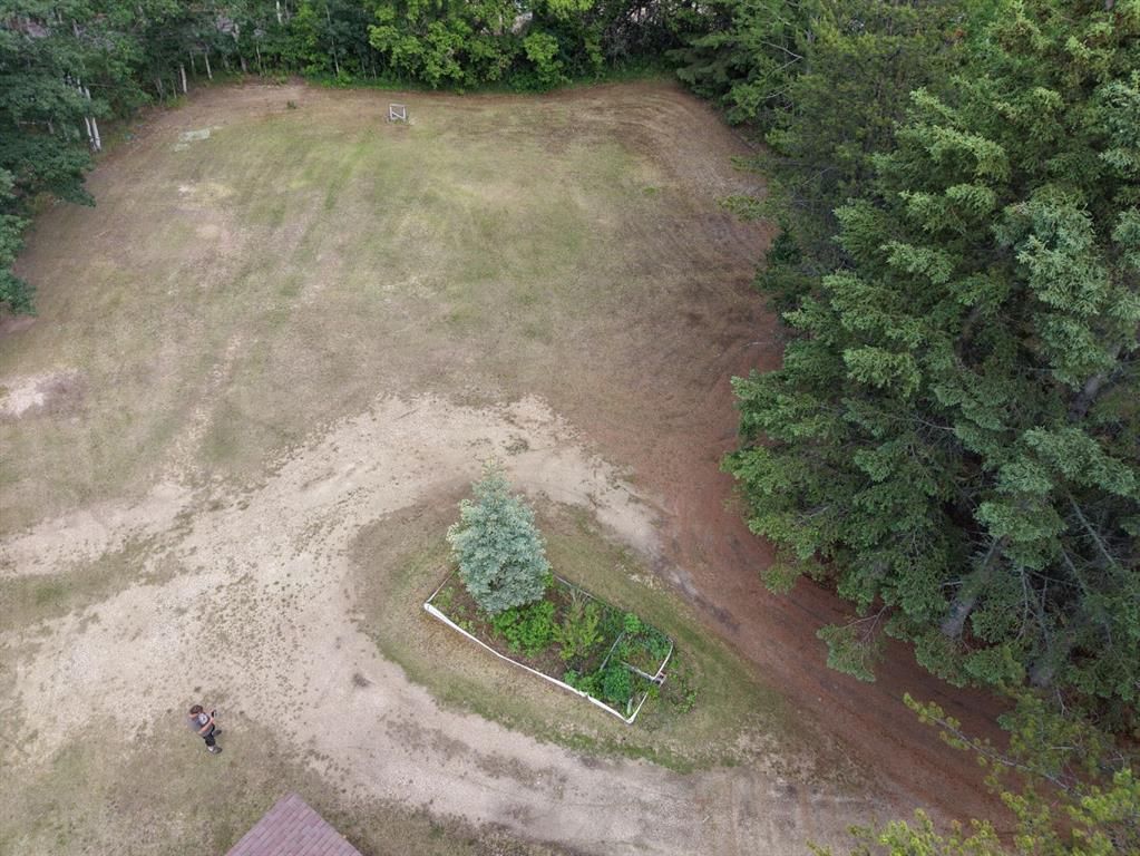 89, 704041 72 Range  - Photo 29