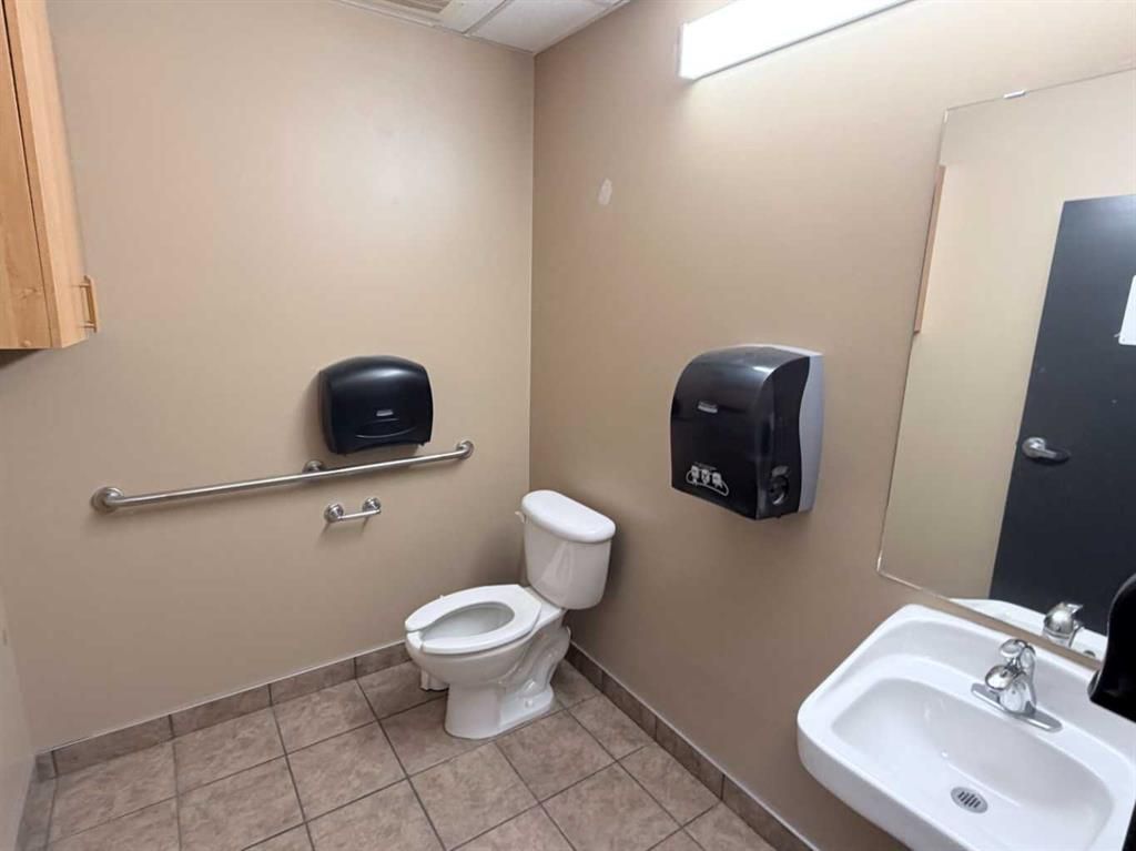 10211 88 Avenue  - Photo 23