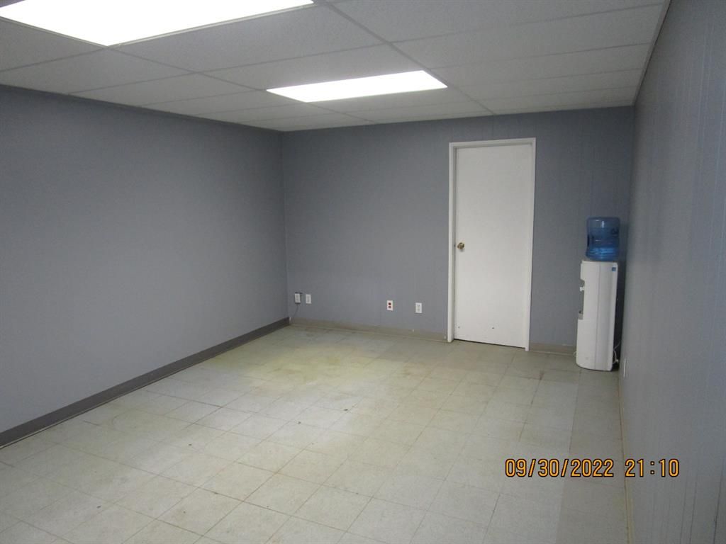 10949 92 Avenue  - Photo 5