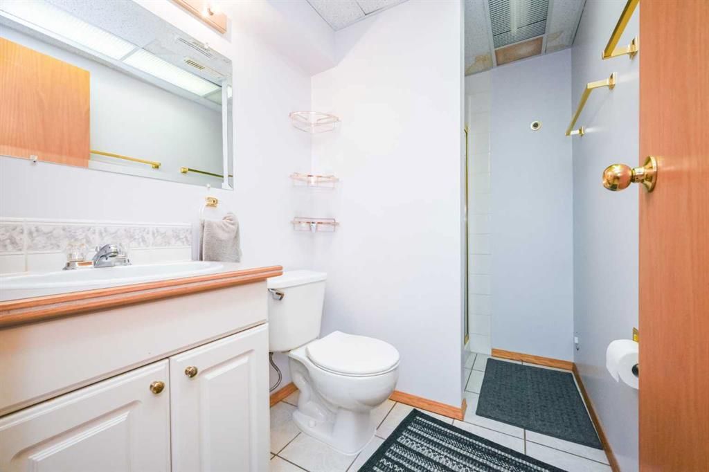 9110 107 Avenue  - Photo 15
