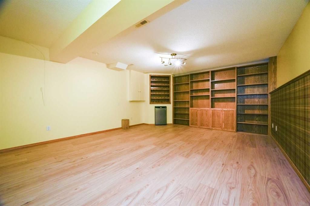 9110 107 Avenue  - Photo 16