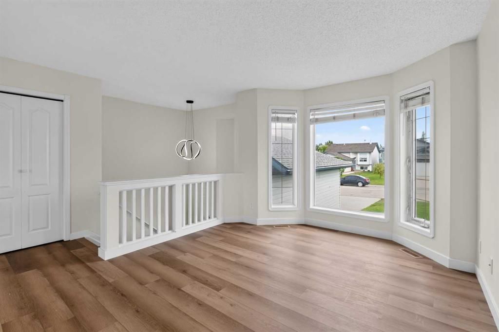 9222 115 Avenue  - Photo 5