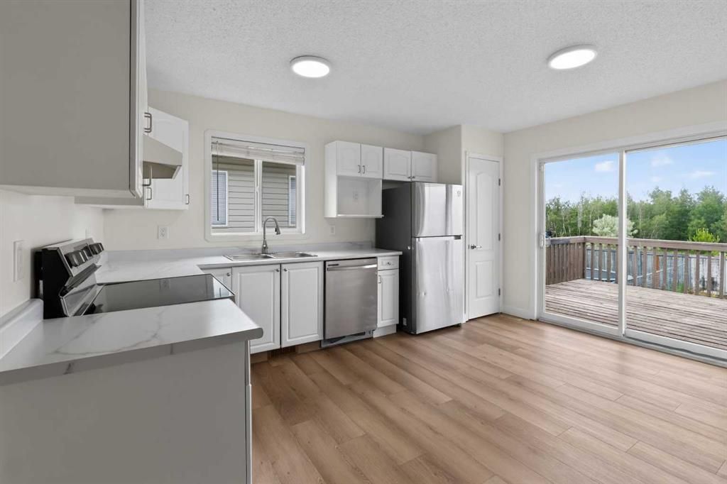9222 115 Avenue  - Photo 7