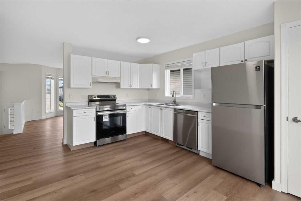 9222 115 Avenue  - Photo 8