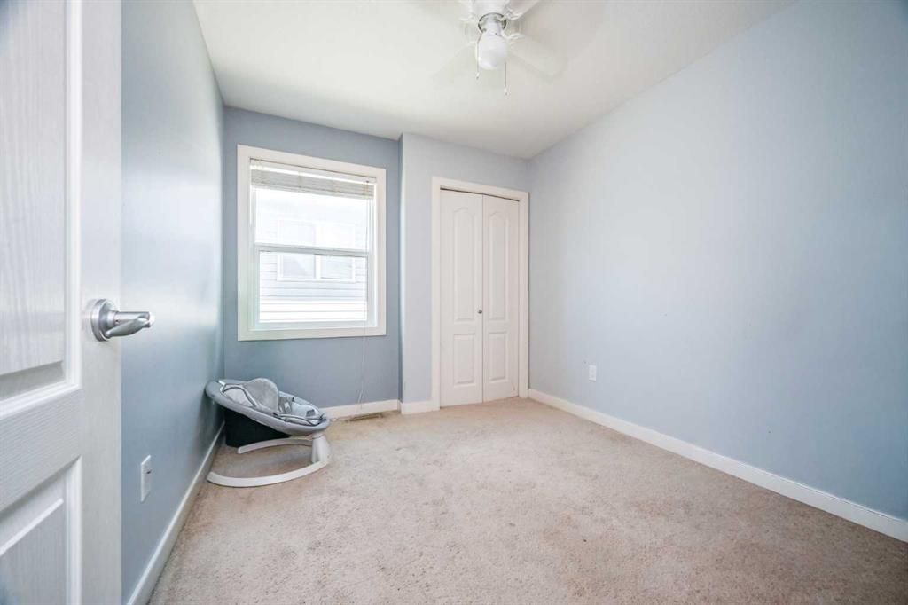 7018 90 Street  - Photo 11