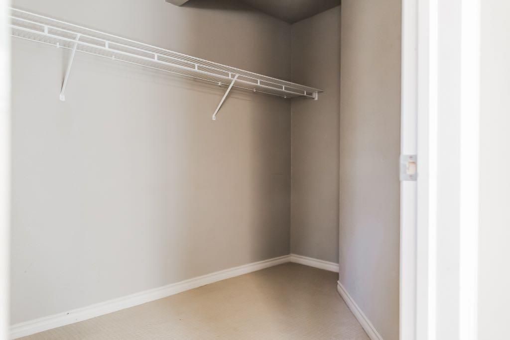 12721 89 Street  - Photo 32