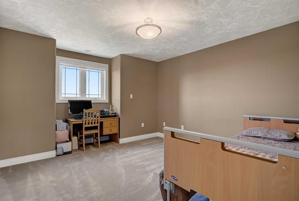 1130 Redlow Drive  - Photo 31