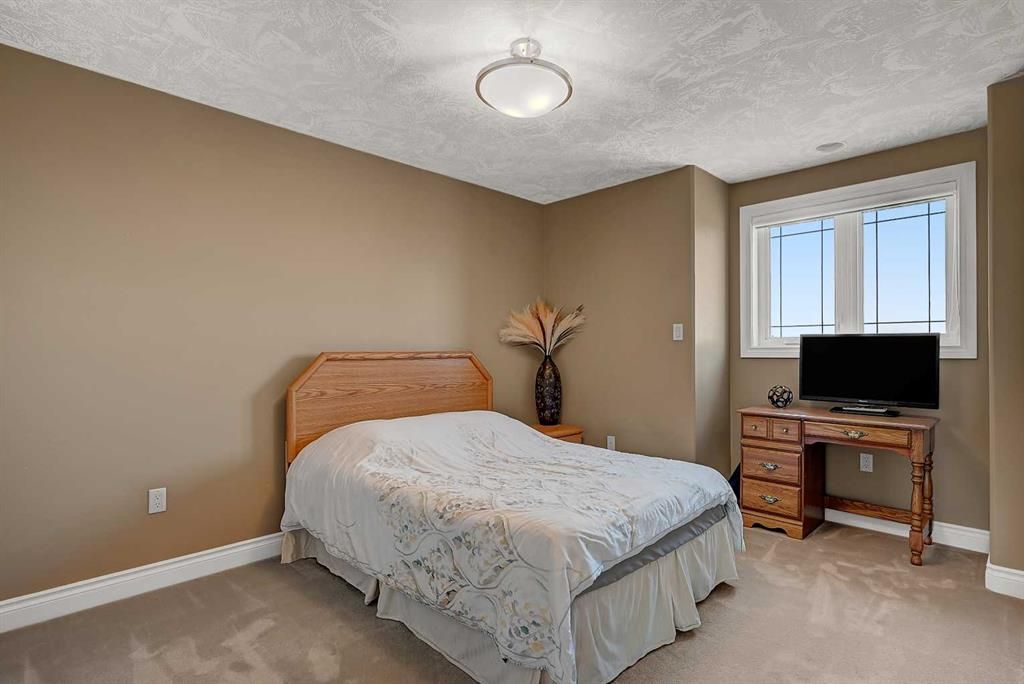 1130 Redlow Drive  - Photo 33