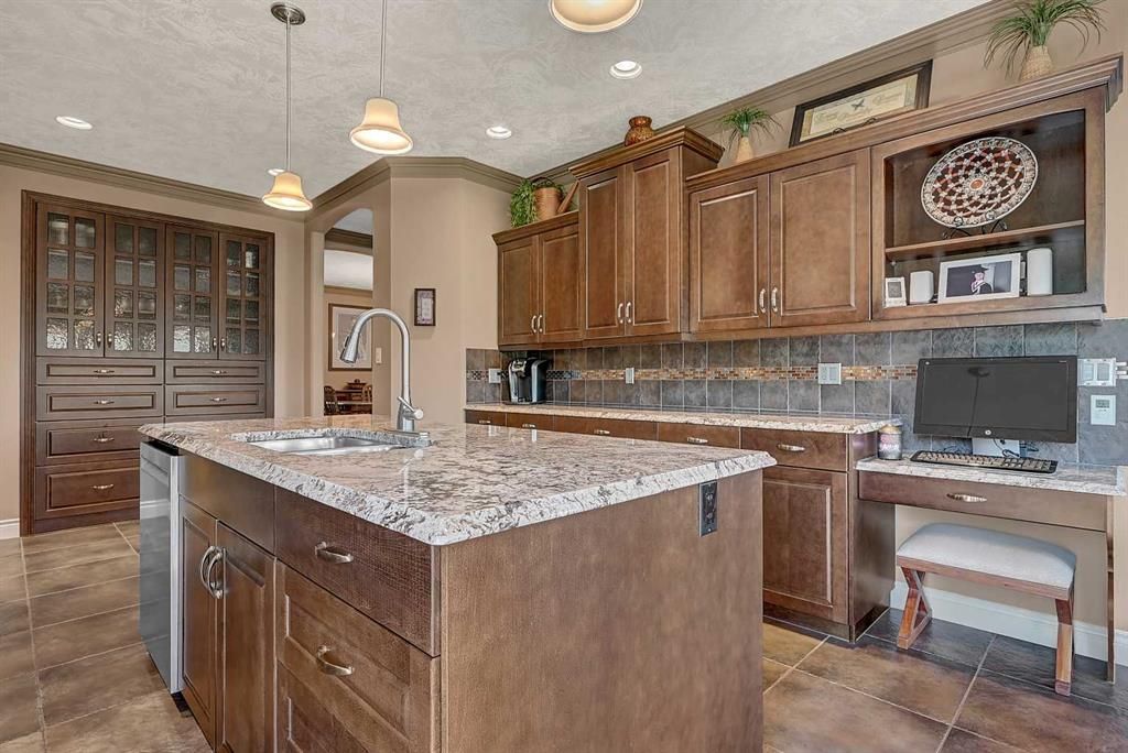 1130 Redlow Drive  - Photo 5