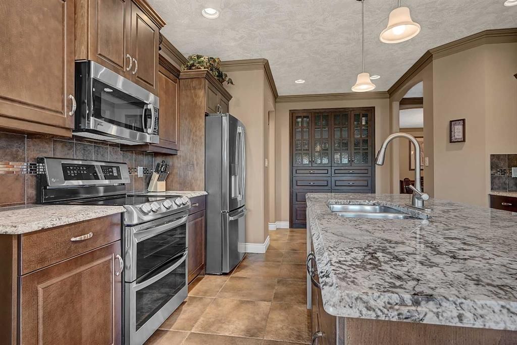 1130 Redlow Drive  - Photo 6