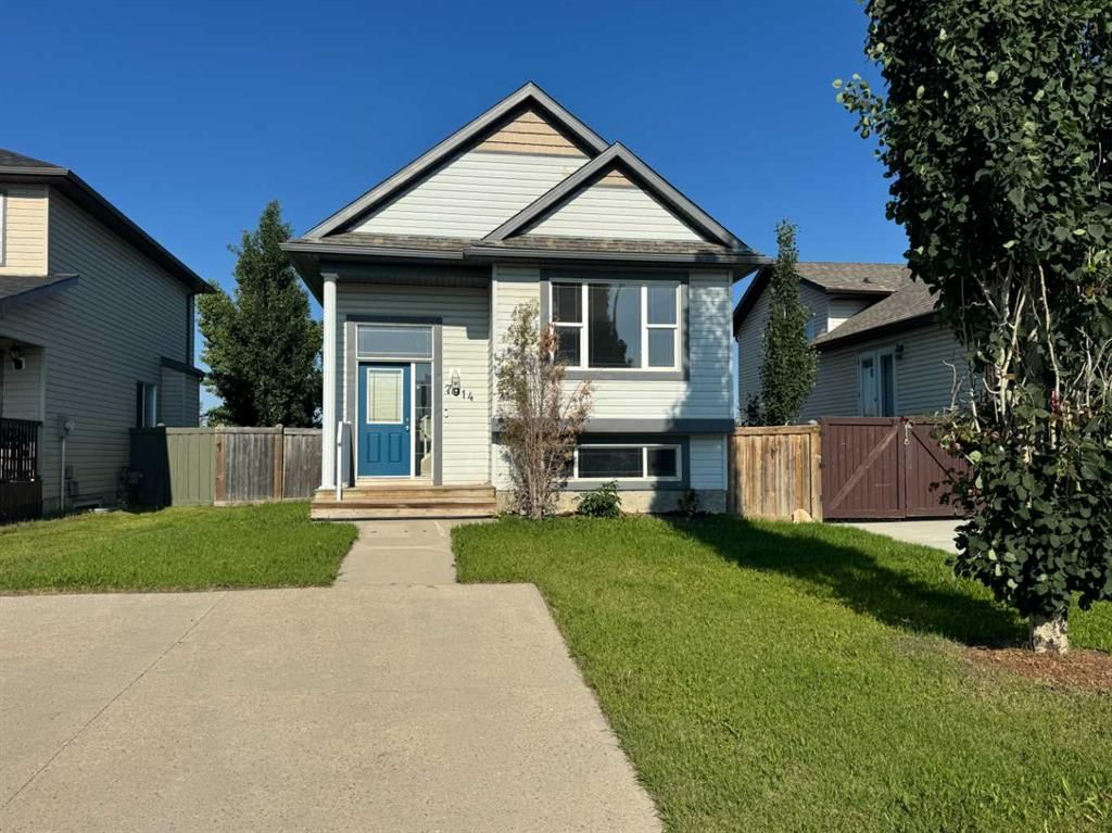 7914 115A Street  - Photo 1