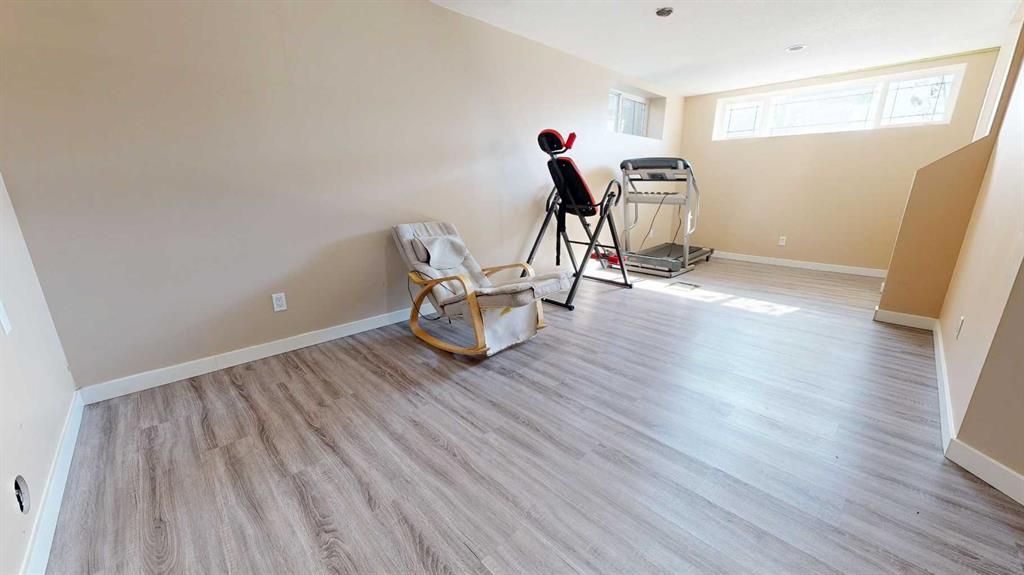 7914 115A Street  - Photo 18