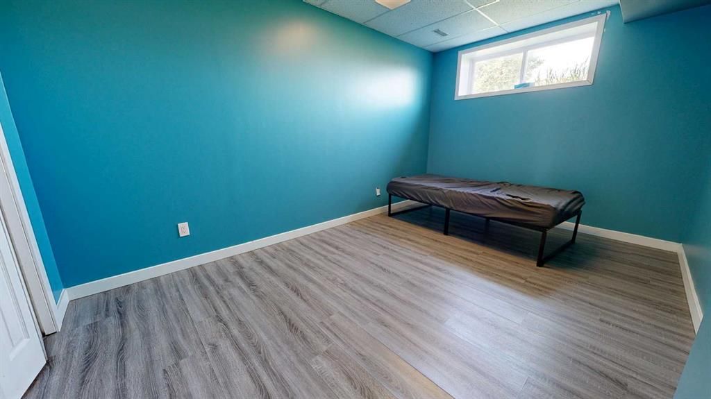 7914 115A Street  - Photo 21