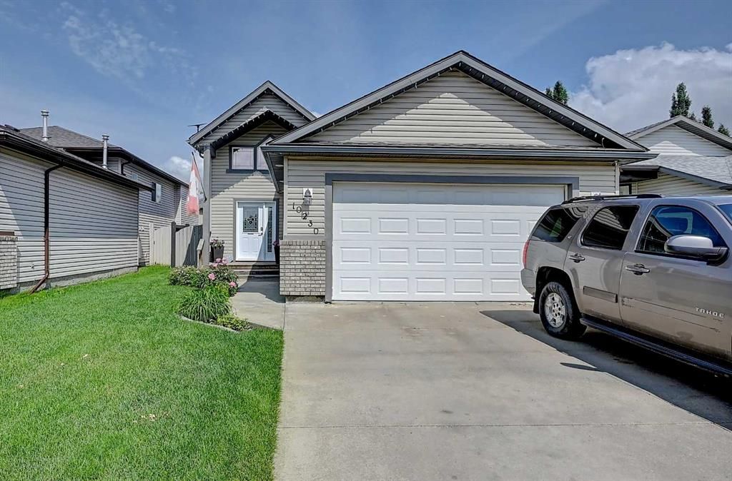 10230 71 Avenue,   - Photo 1