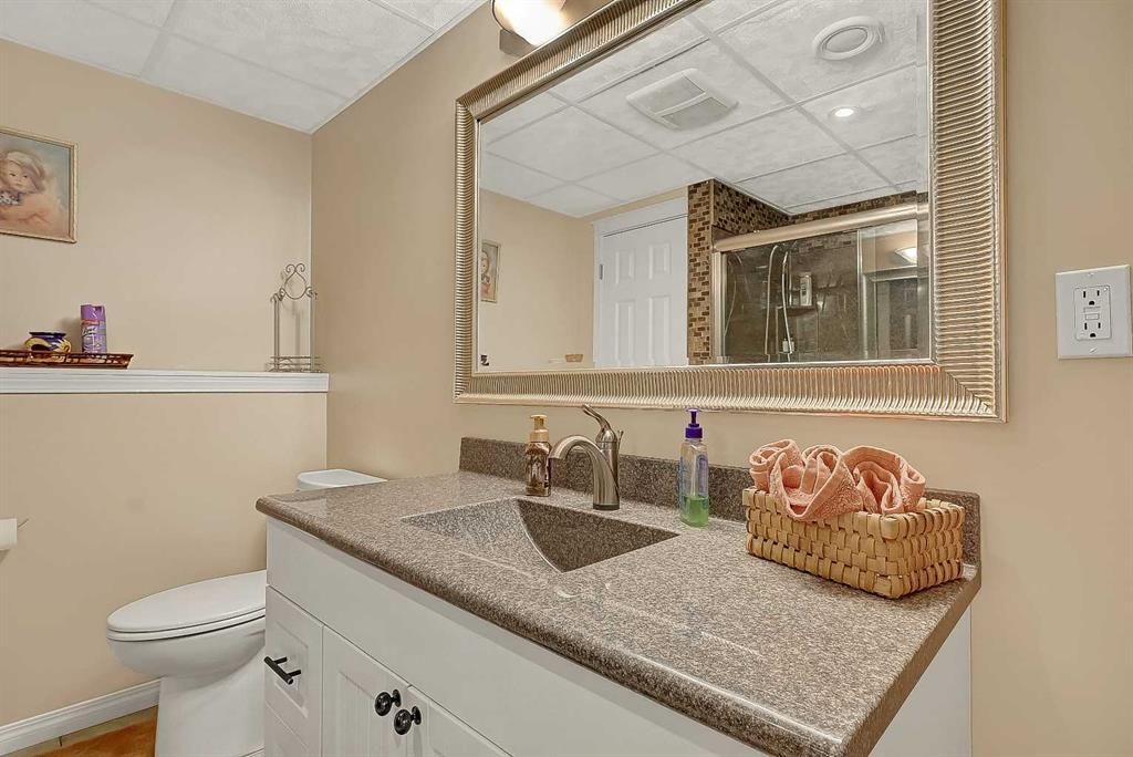 10230 71 Avenue,   - Photo 30