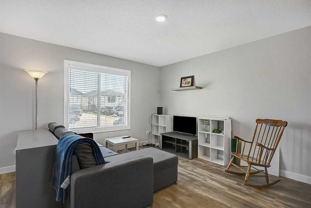 9519D 112 Avenue  - Photo 4