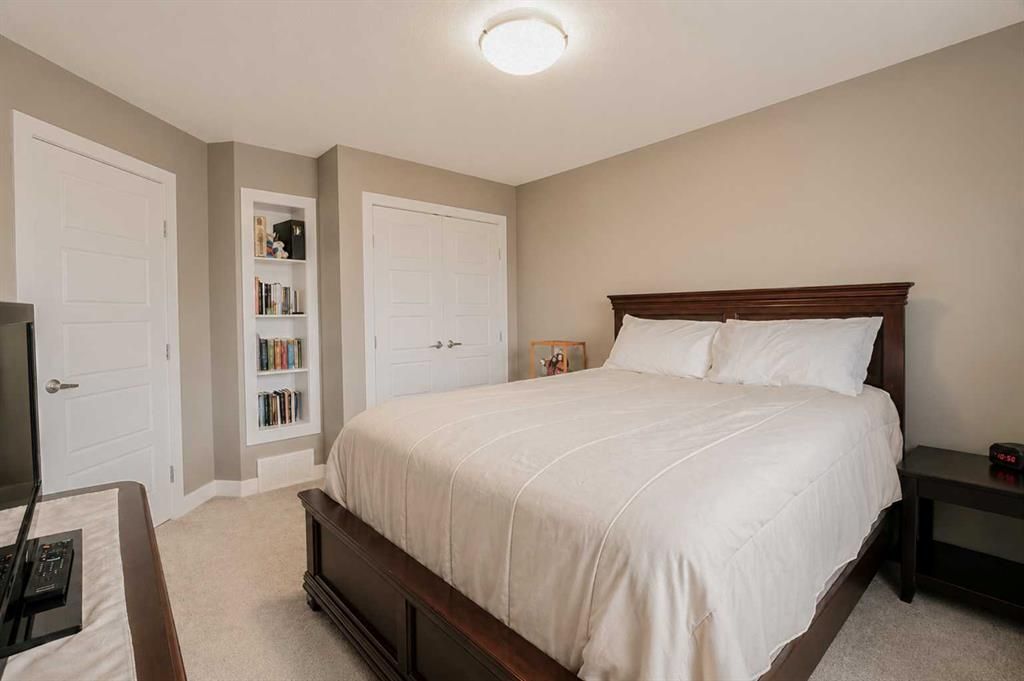 10146 85A Street  - Photo 21