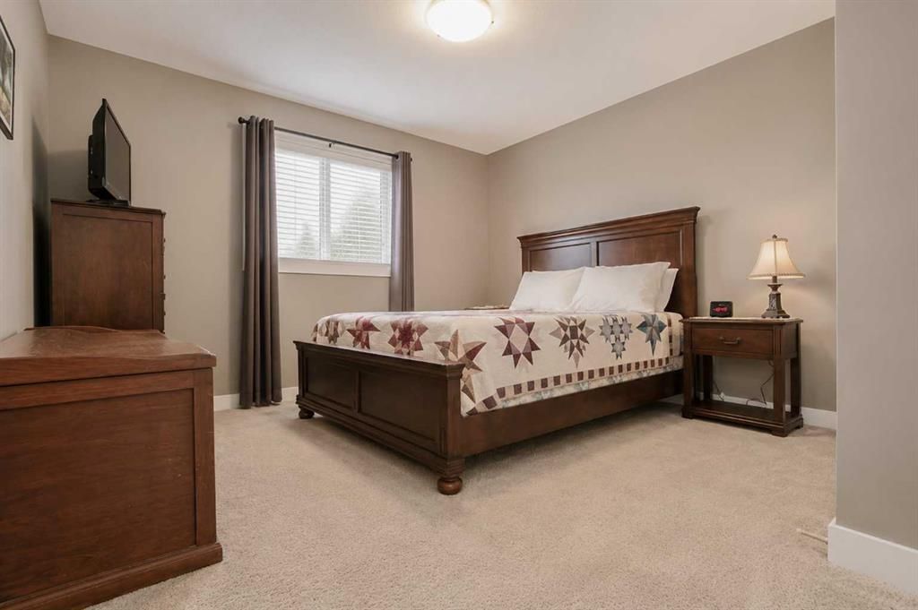 10146 85A Street  - Photo 23