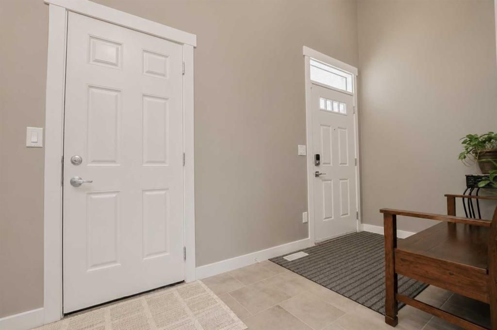 10146 85A Street  - Photo 3