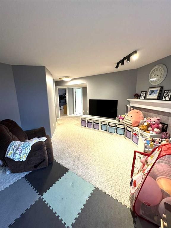 806 Cherry Crescent  - Photo 17