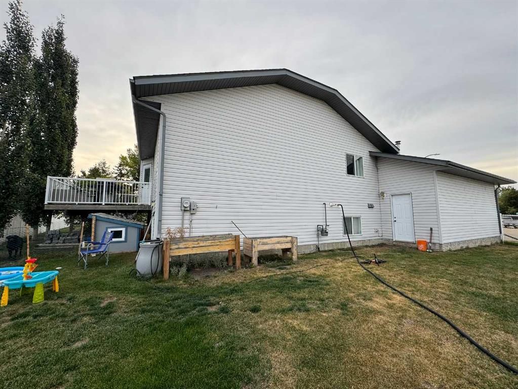 806 Cherry Crescent  - Photo 27