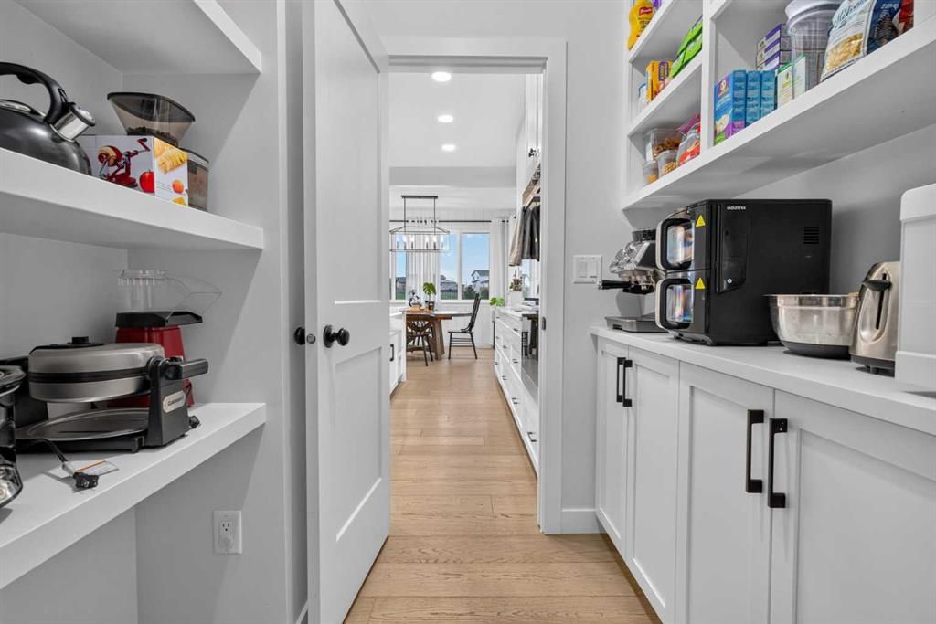 8213 121 Street  - Photo 10