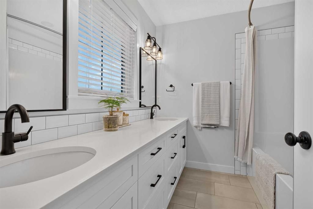 8213 121 Street  - Photo 23