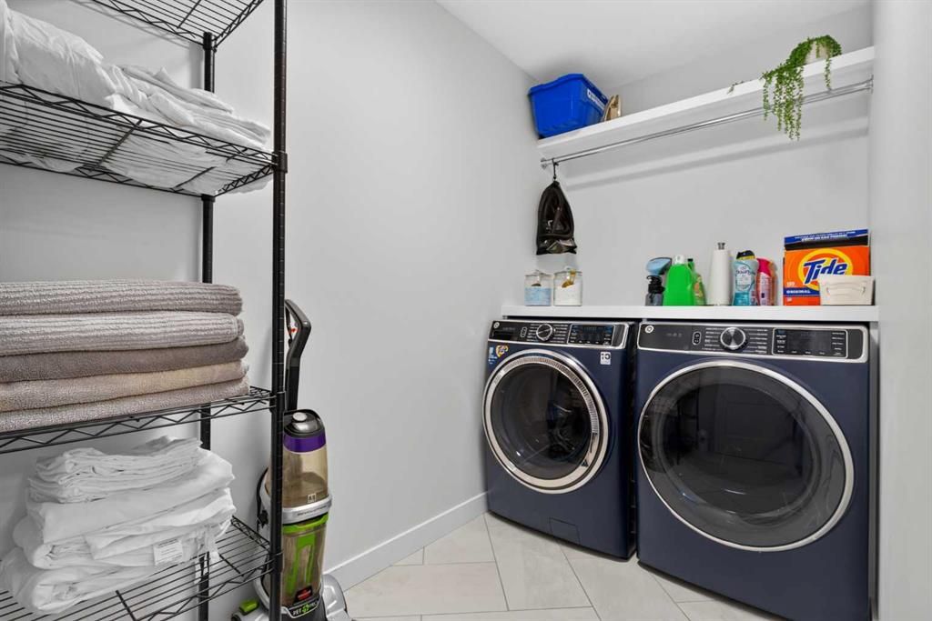 8213 121 Street  - Photo 32