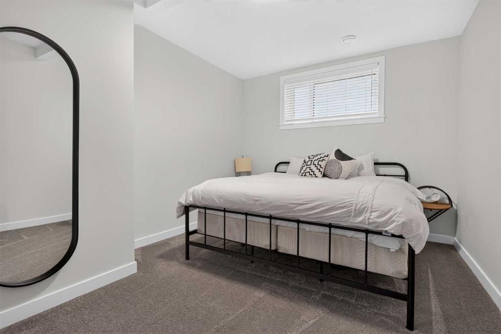 8213 121 Street  - Photo 35
