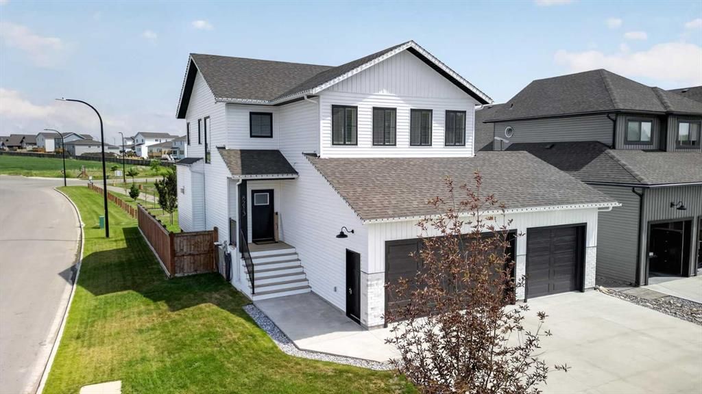 8213 121 Street  - Photo 4