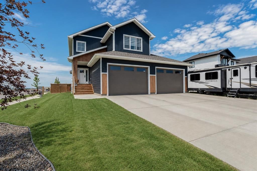 10501 148 Avenue  - Photo 1