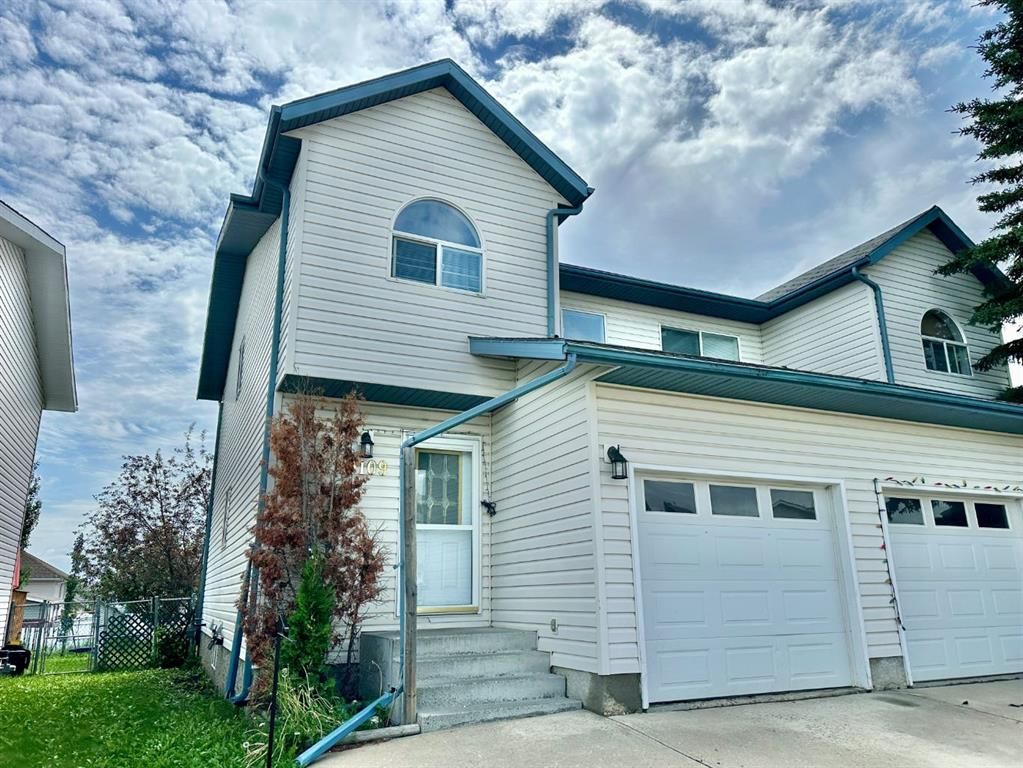 9109 112 Avenue - Photo 1