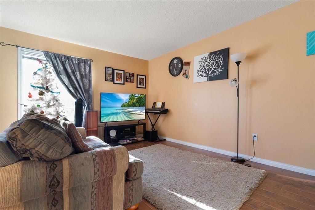 9109 112 Avenue  - Photo 4
