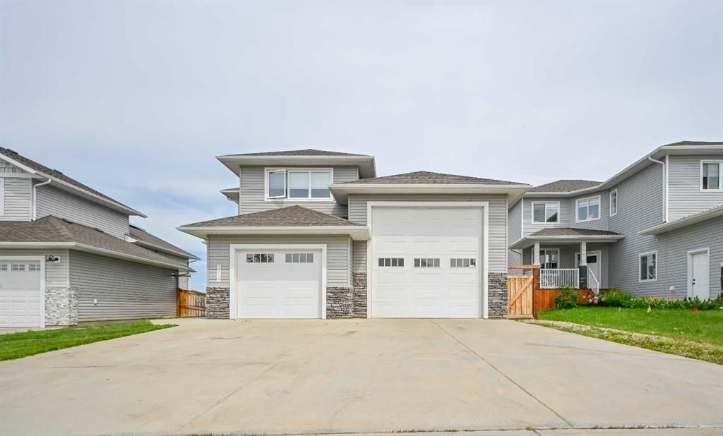 10714 150 Avenue  - Photo 3