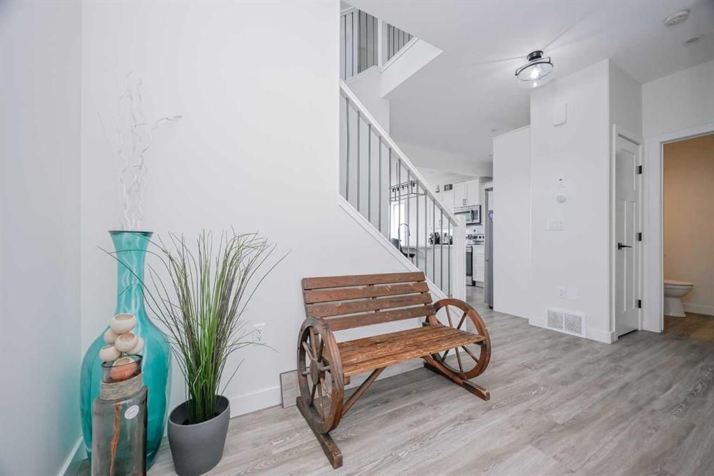 10714 150 Avenue  - Photo 4