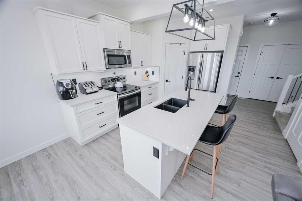 10714 150 Avenue  - Photo 9