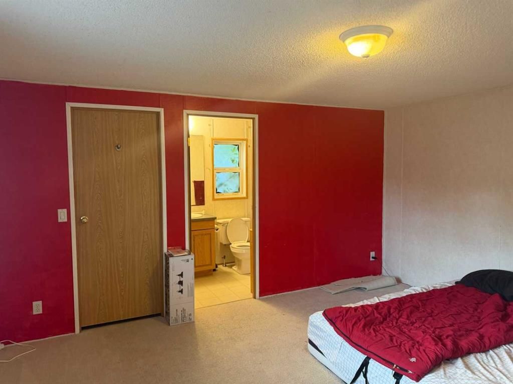9610 101 Avenue  - Photo 14