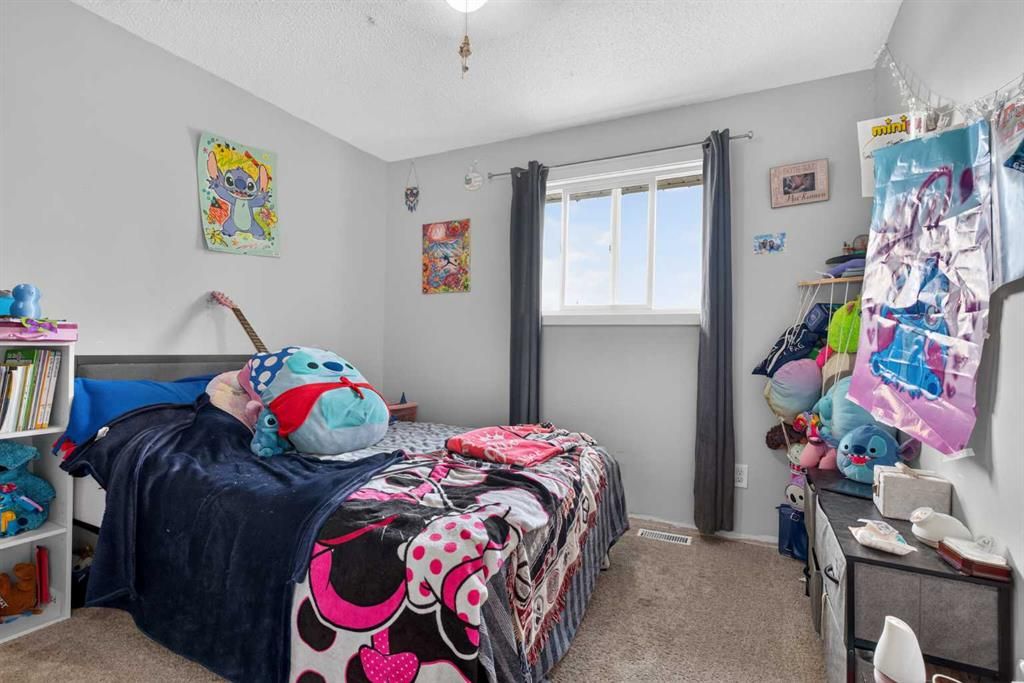 10004, 93 Ave   - Photo 12