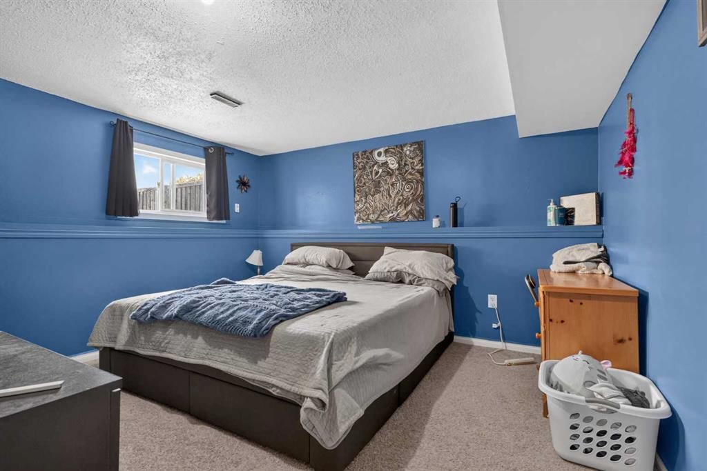 10004, 93 Ave   - Photo 17