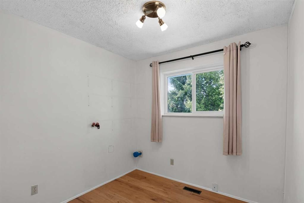 9205 111 Avenue   - Photo 10