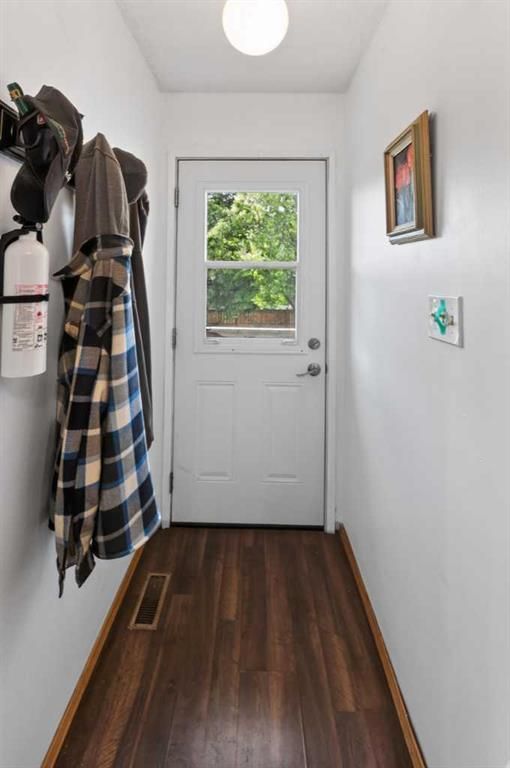 9205 111 Avenue   - Photo 11