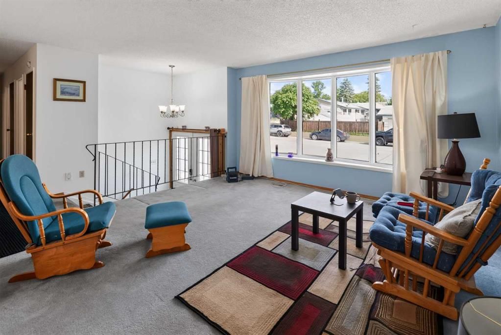 9205 111 Avenue   - Photo 4