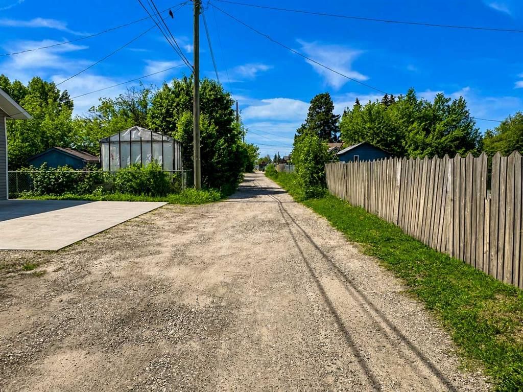 9810 108 Avenue  - Photo 6